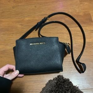 Michael Kors Selma Crossbody